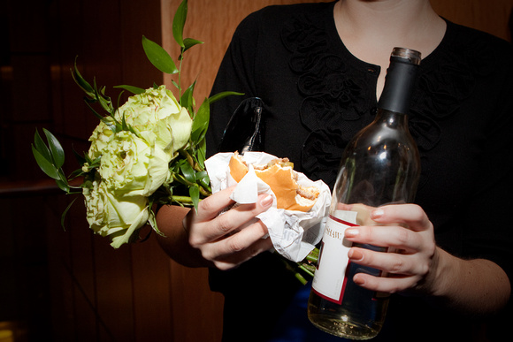 cheeseburger and wine